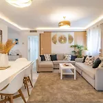 Awesome Apartment In Marbella With Wifi