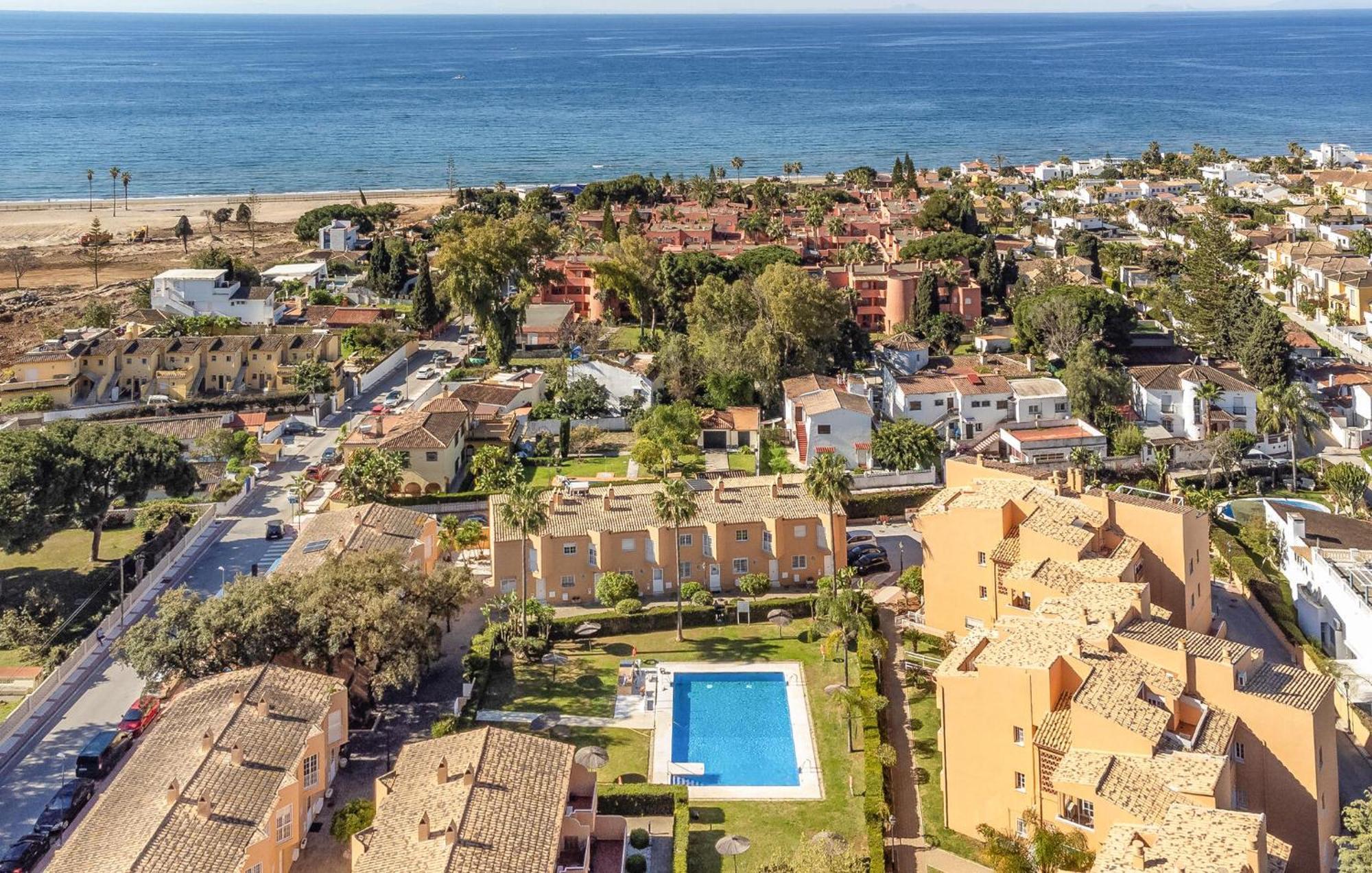 Apartamento Awesome In With Wifi Marbella